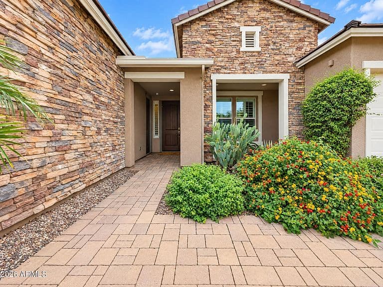 19050 S 196TH Way photo 5
