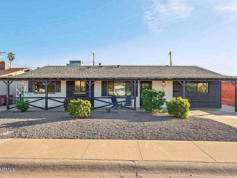 7339 E Wilshire Dr photo 2