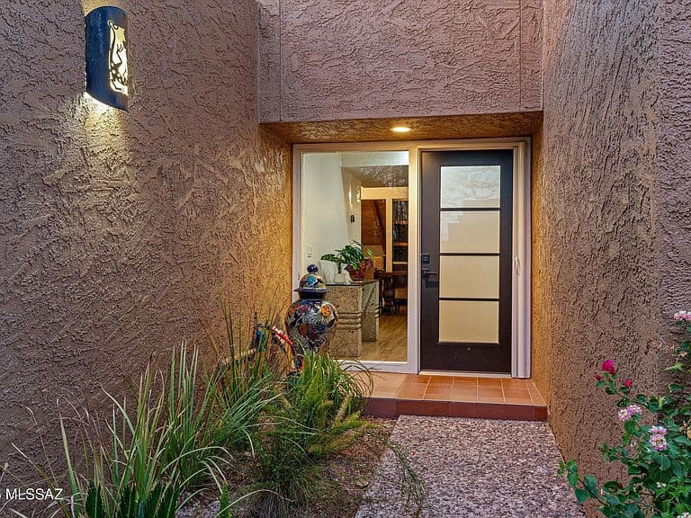 835 E Placita Del Mirador photo 3