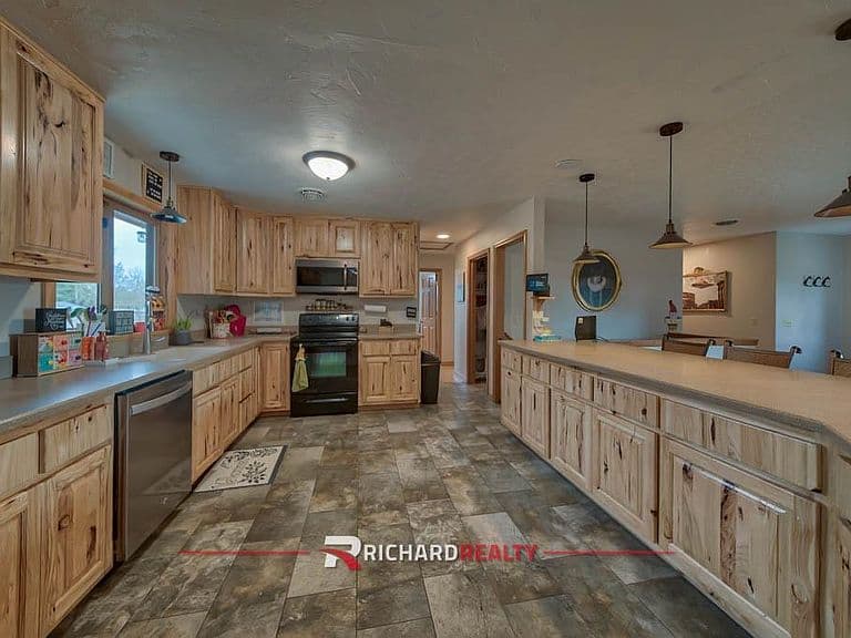 215 44th St N photo 5