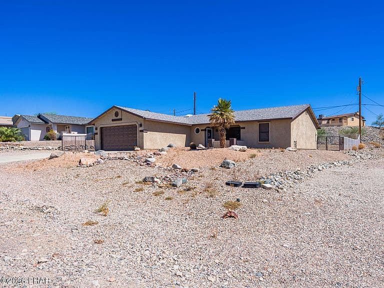 3368 Sheik Dr photo 3