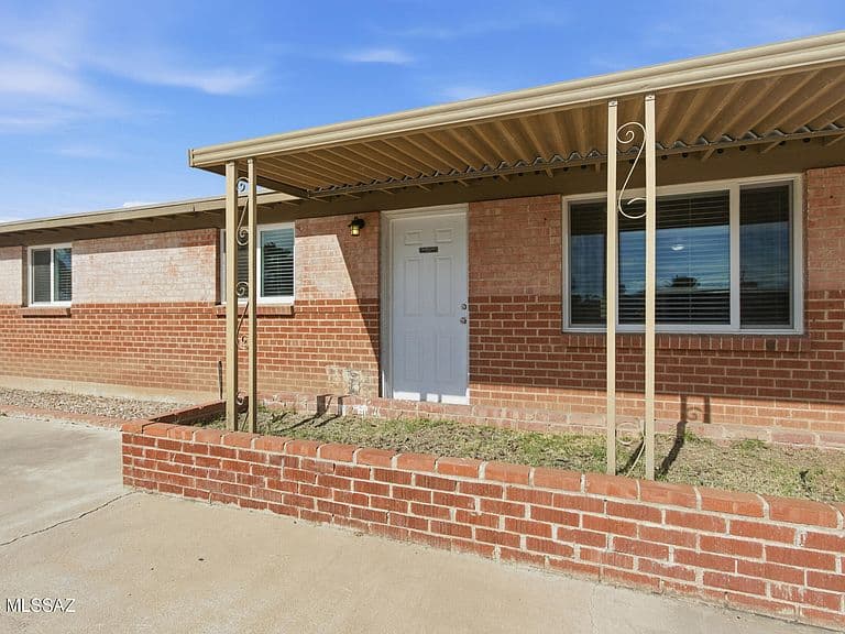 4865 E 23rd St photo 5