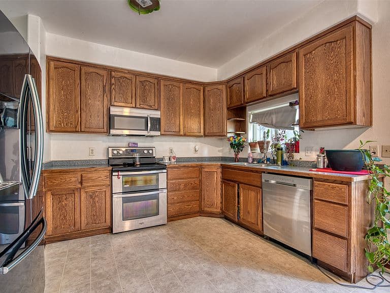 267 Grundy Ln photo 3