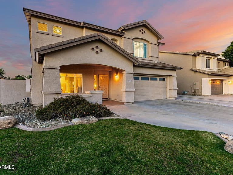 7670 W SANDS Drive photo 3