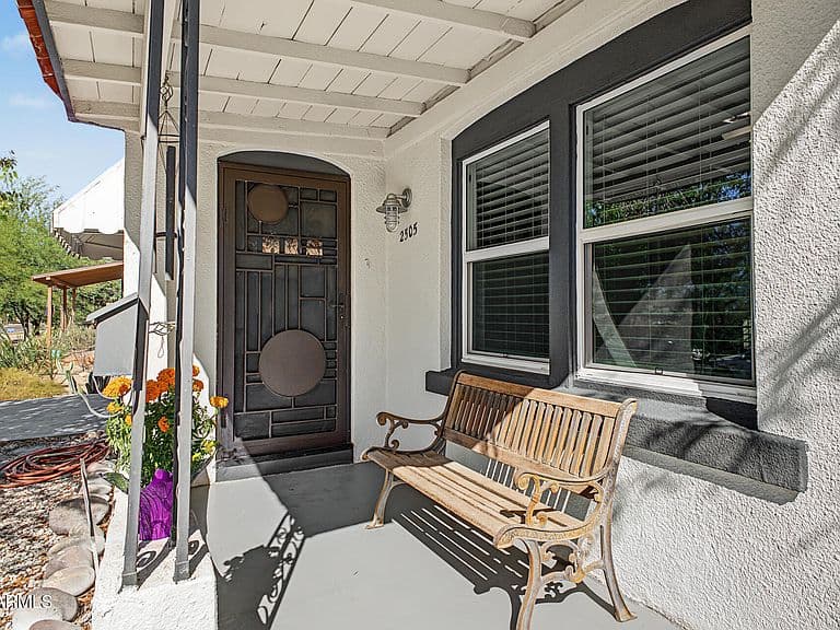 2505 N EDGEMERE Street photo 4