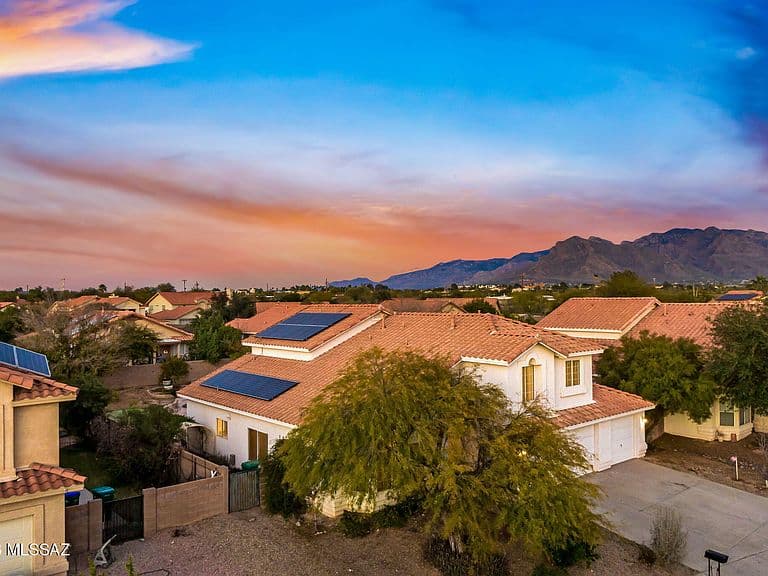 2964 W Corte Olivia photo 2