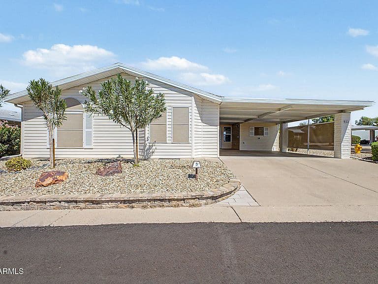 215 N POWER Road #423 photo 1