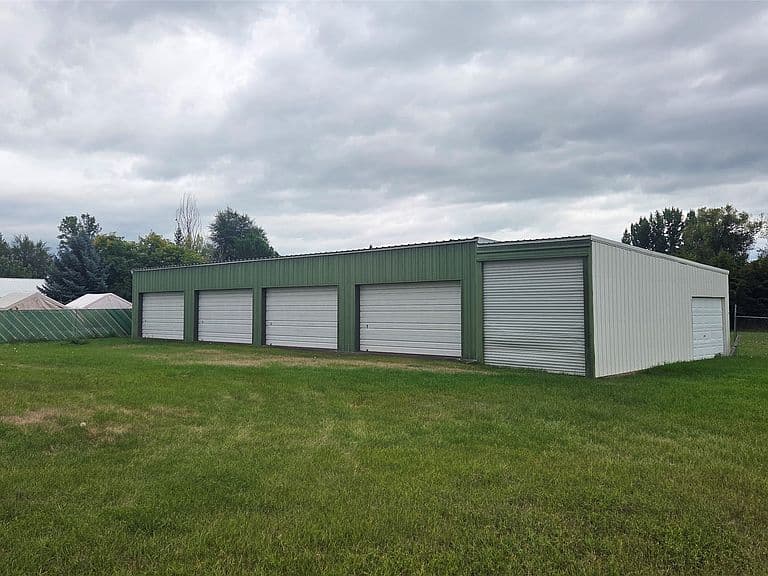36 Willow Dr photo 3