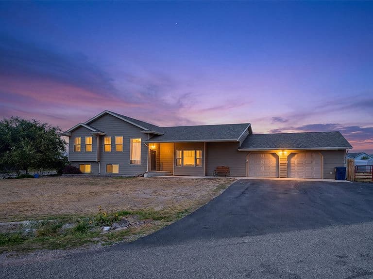 1024 Antares Rd photo 1