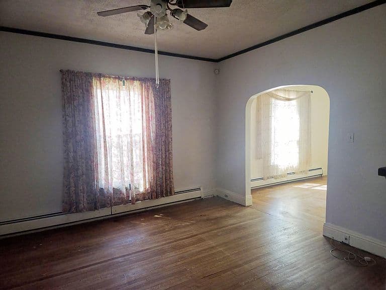 1021 Culbertson Ave photo 4