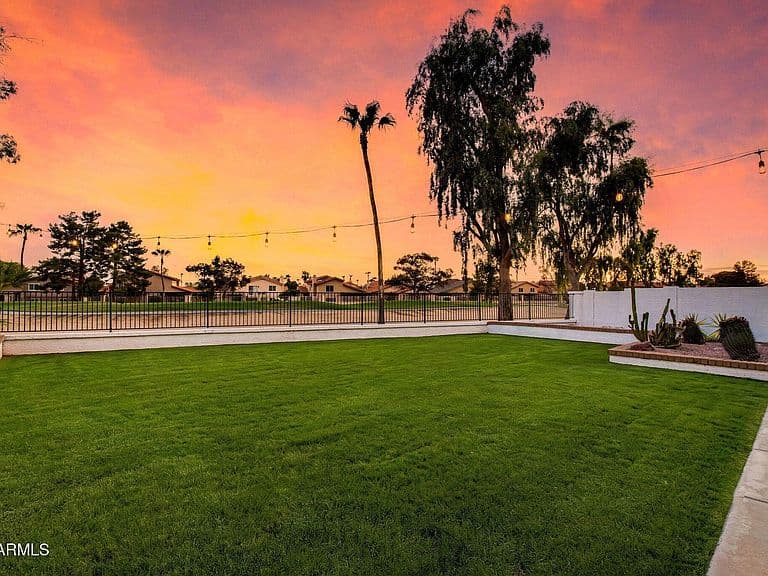 7507 W SEQUOIA Drive photo 4