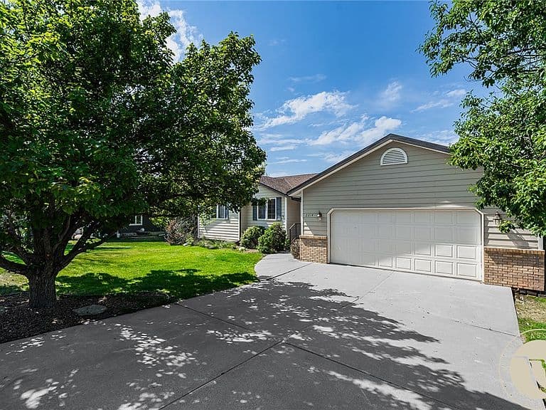 2214 Ridgeview Dr photo 3
