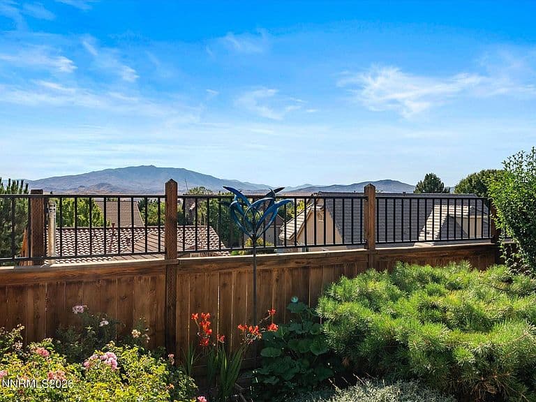 5425 Energystone Dr photo 4