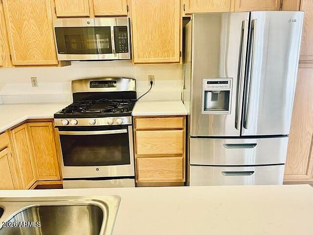 8836 W CHARTER OAK Road photo 4