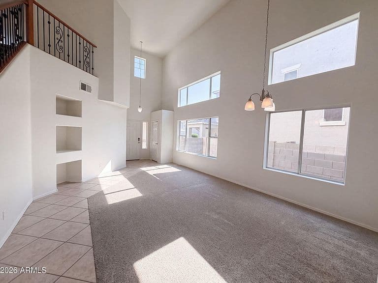 1214 E FRANCES Lane photo 3