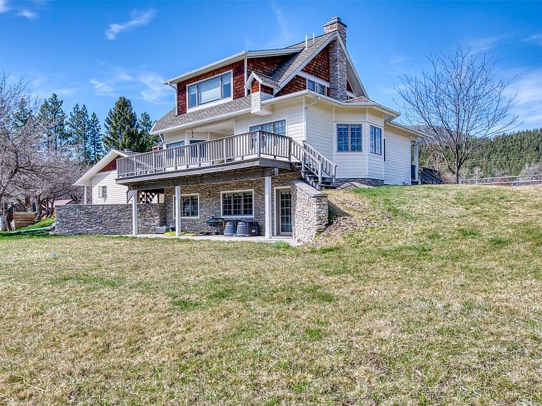 3544 McIntosh Ln photo 2