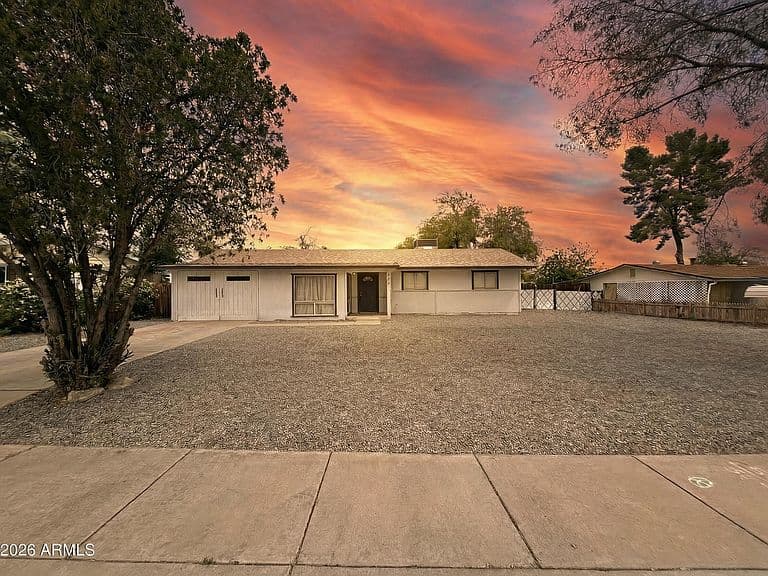 526 S OXBOW Drive photo 4