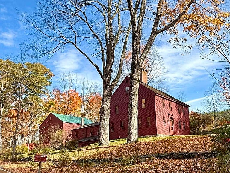154 TYLER Road photo 1