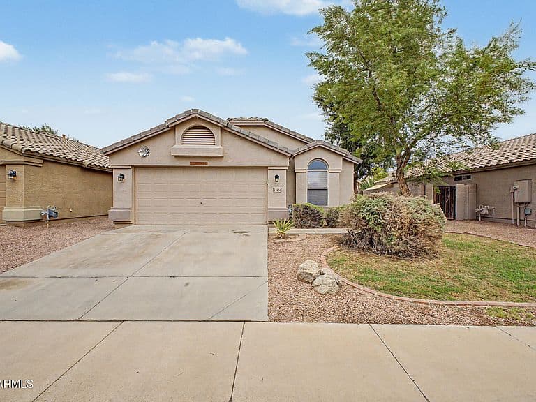 43924 W Cahill Drive photo 1