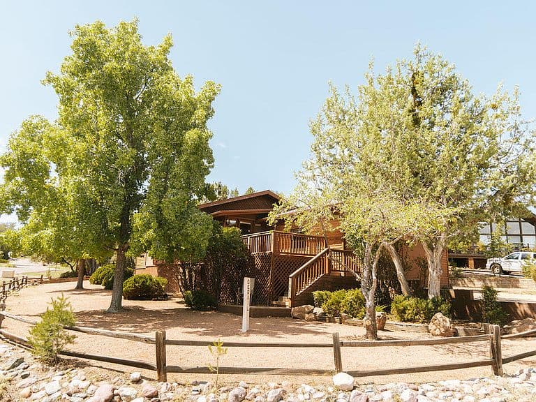 1402 N Alpine Heights Dr photo 3