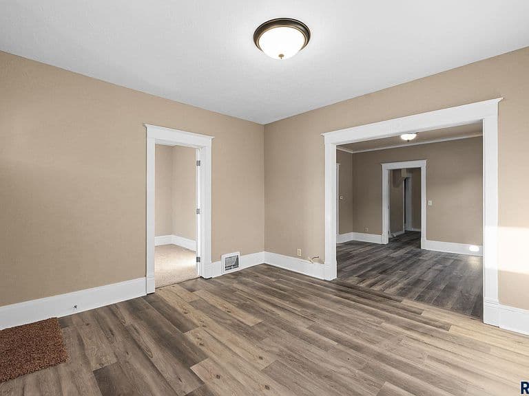 310 N Cliff Ave photo 5