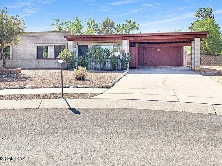 2341 W Placita Algodon photo 1