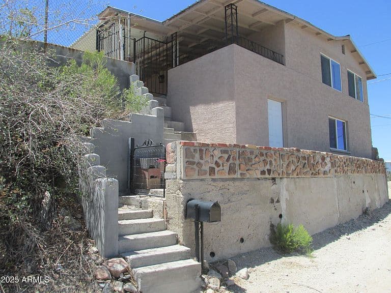 6085 S EUCLID Drive photo 3