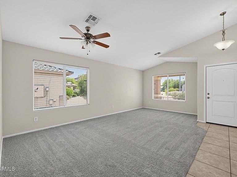7156 W FLYNN Lane photo 3