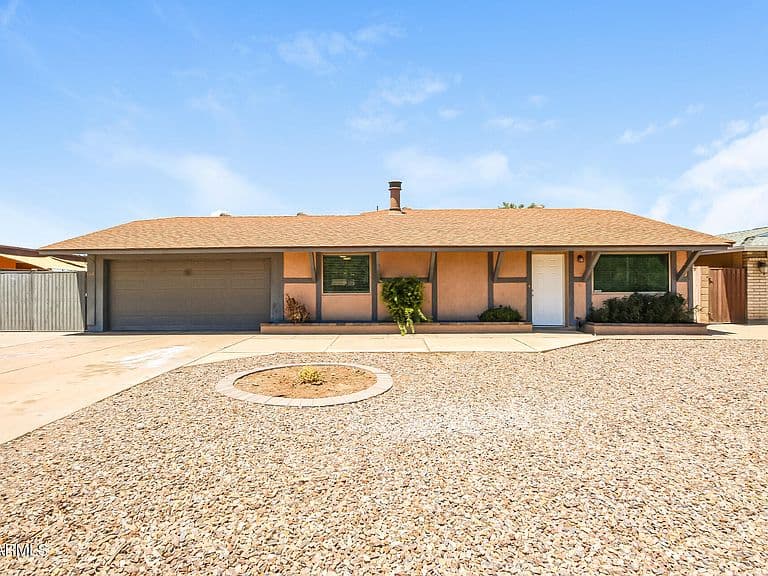 1312 W PECOS Avenue photo 1