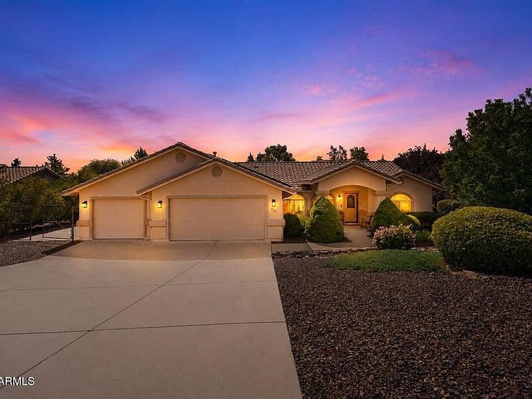 737 PEPPERMINT Way photo 2