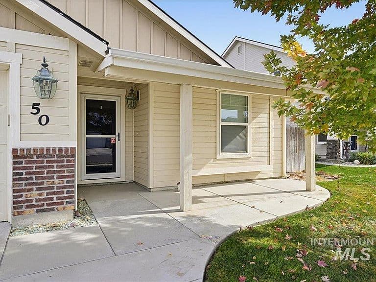 50 N Firestone Way photo 4