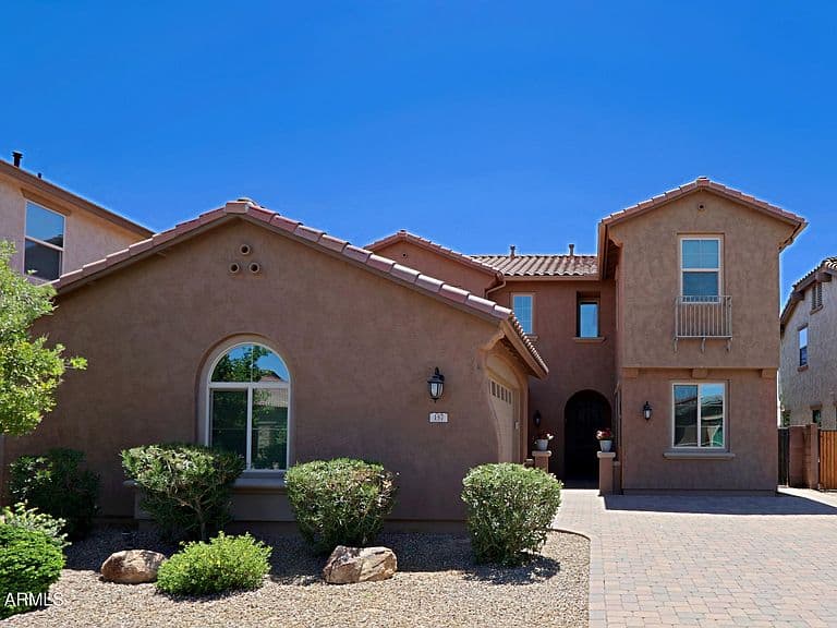 157 E CANYON Way photo 2