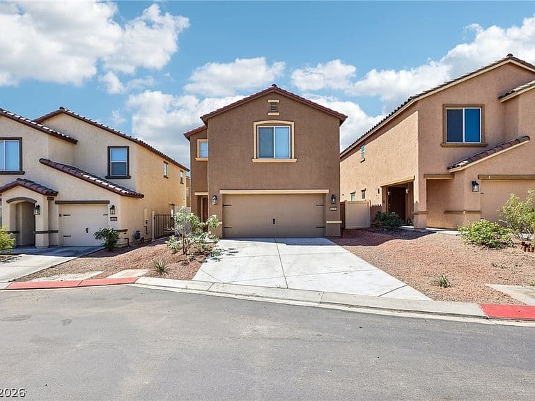 6439 Broadcloth Ct photo 2