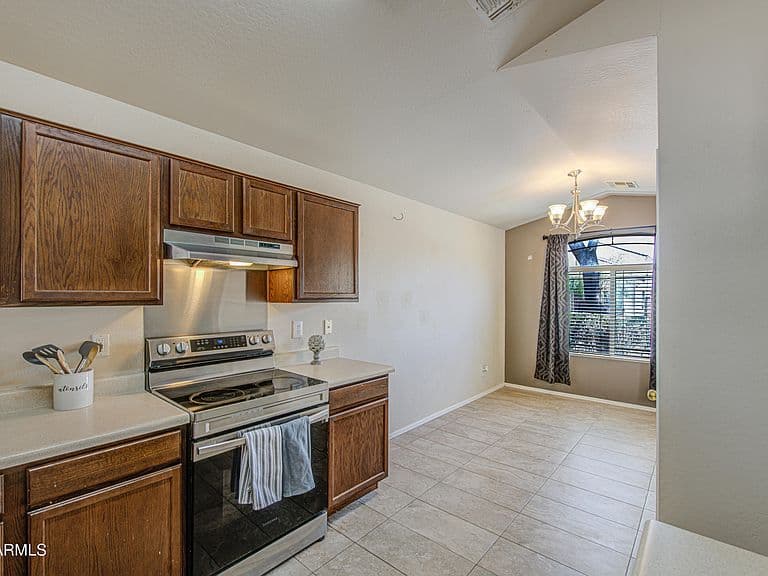 23996 W BOWKER Street photo 5