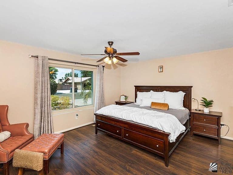 3524 E Moreno Ln photo 4