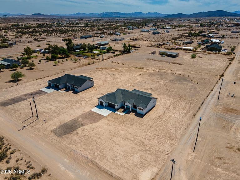34979 W Baseline Road photo 3
