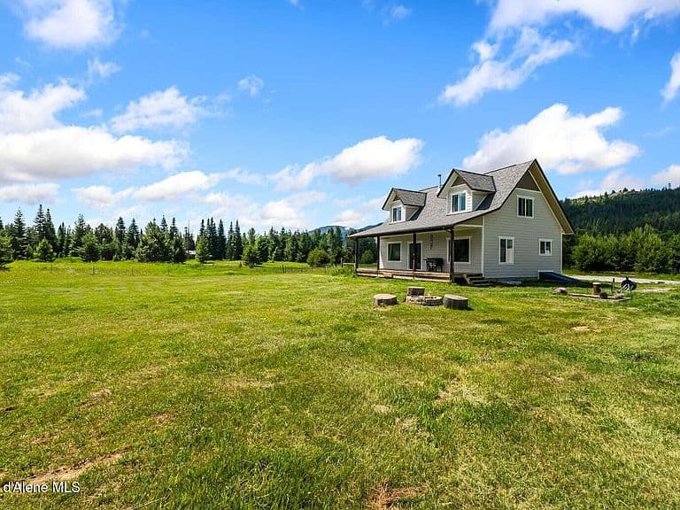 2301 McArthur Lake Rd photo 3