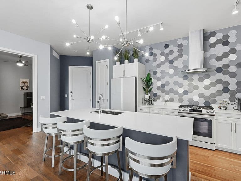 3131 N Central Ave #4007 photo 5