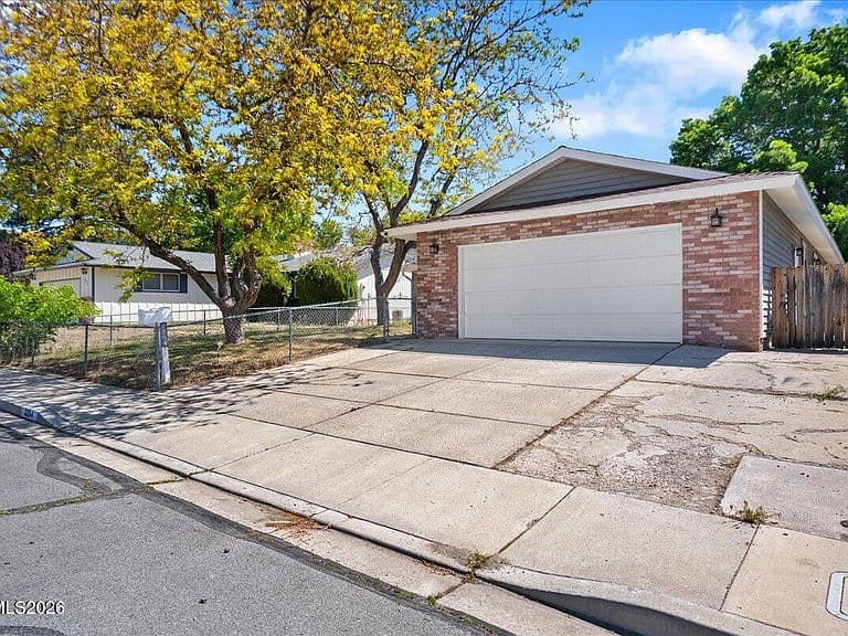 3264 Sandy St photo 2