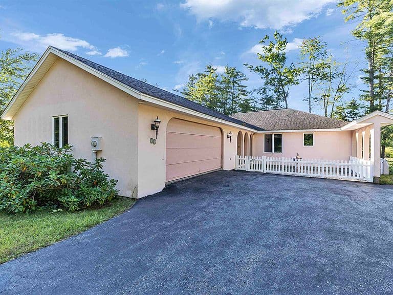 20 Ridgecrest Road photo 3