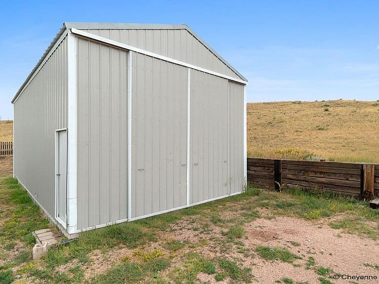 1806 Mountain Shadow Ln S photo 2