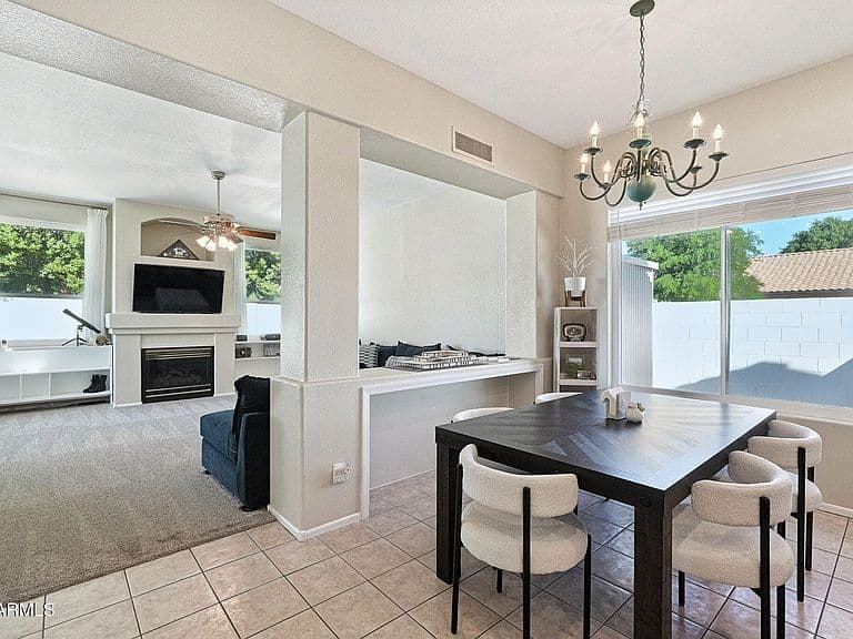 7728 W MAUI Lane photo 4
