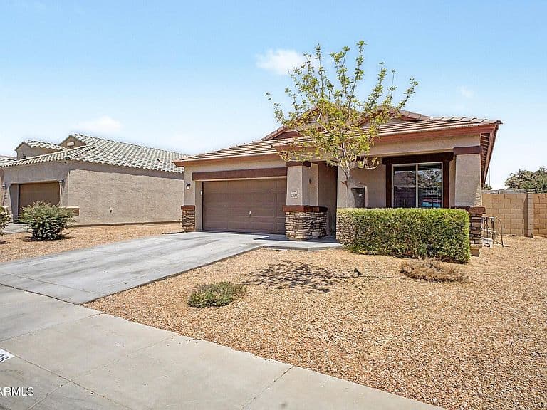 23688 W MAGNOLIA Drive photo 2