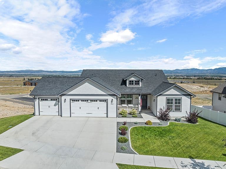 2864 Adam Run Ave photo 1
