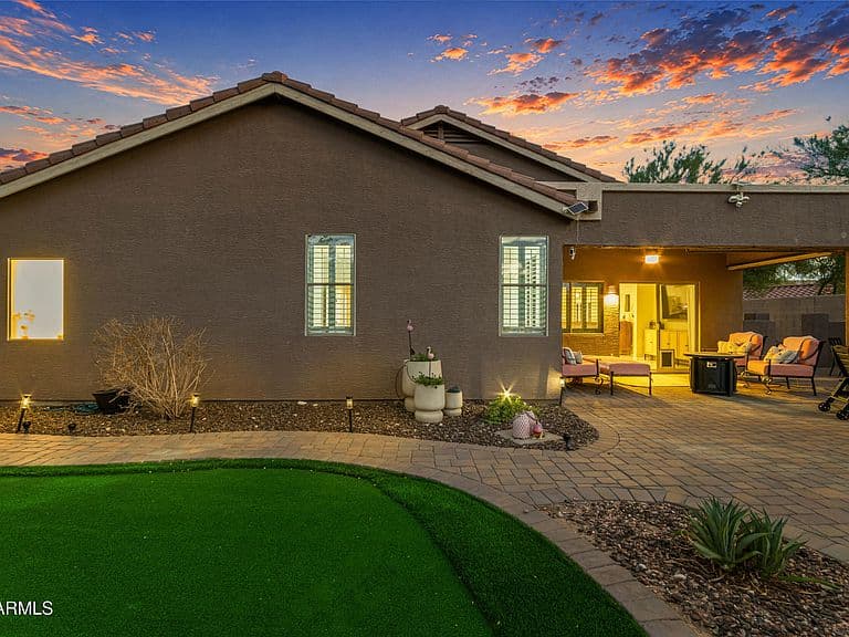 17596 W ACACIA Court photo 5