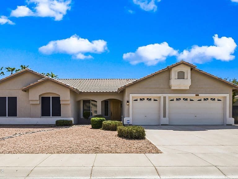 7751 W MAUI Lane photo 1