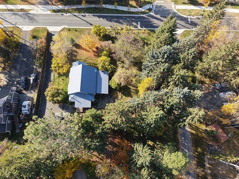 303 Texas Ave photo 4