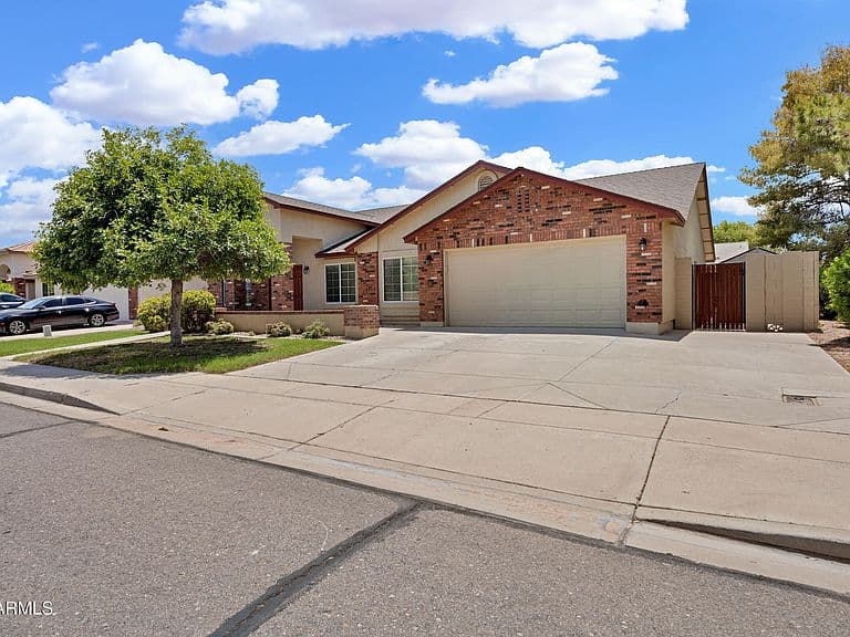 3889 E MEADOW LAND Drive photo 3