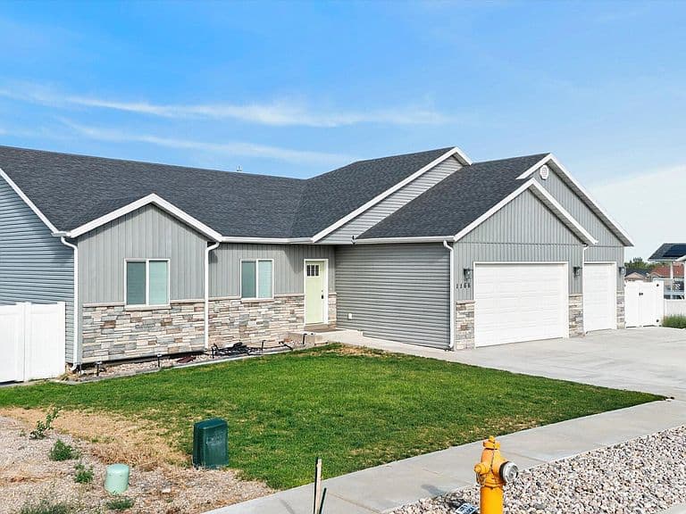 1166 Dolostone Dr photo 3