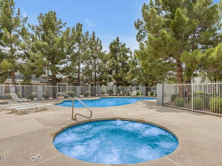 860 N MCQUEEN Road #1168 photo 4